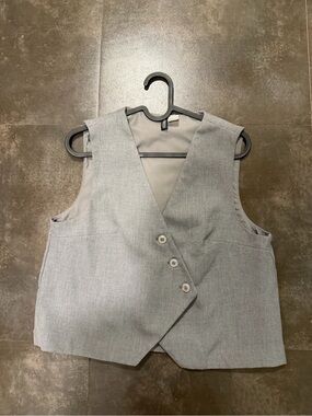 H&M Gray Tailored Vest